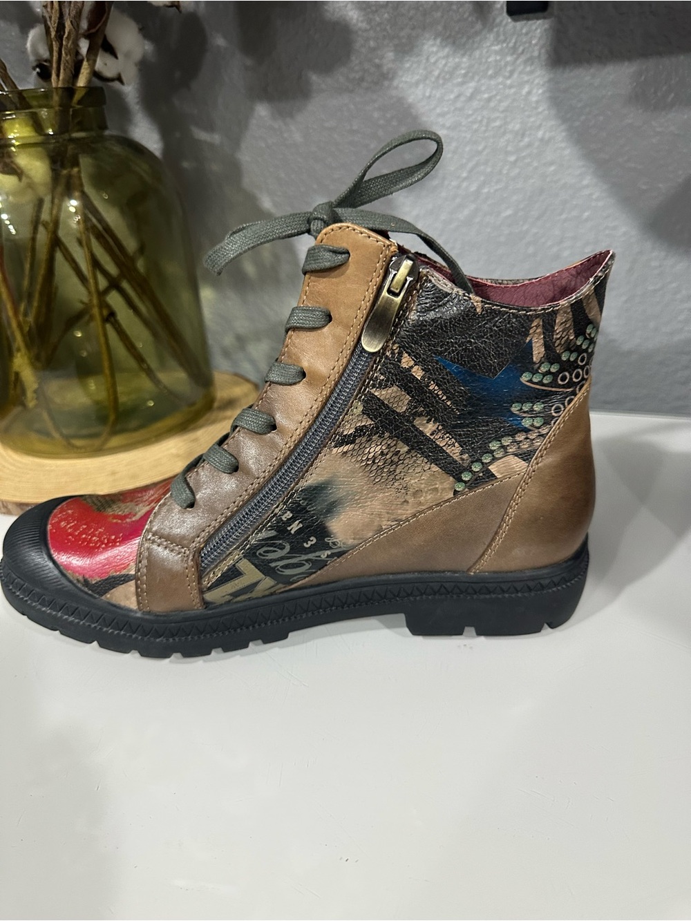 L’Artiste Jadeite Double Zipper Leather Booties Floral & Artistic Sz 8 - Picture 3 of 6